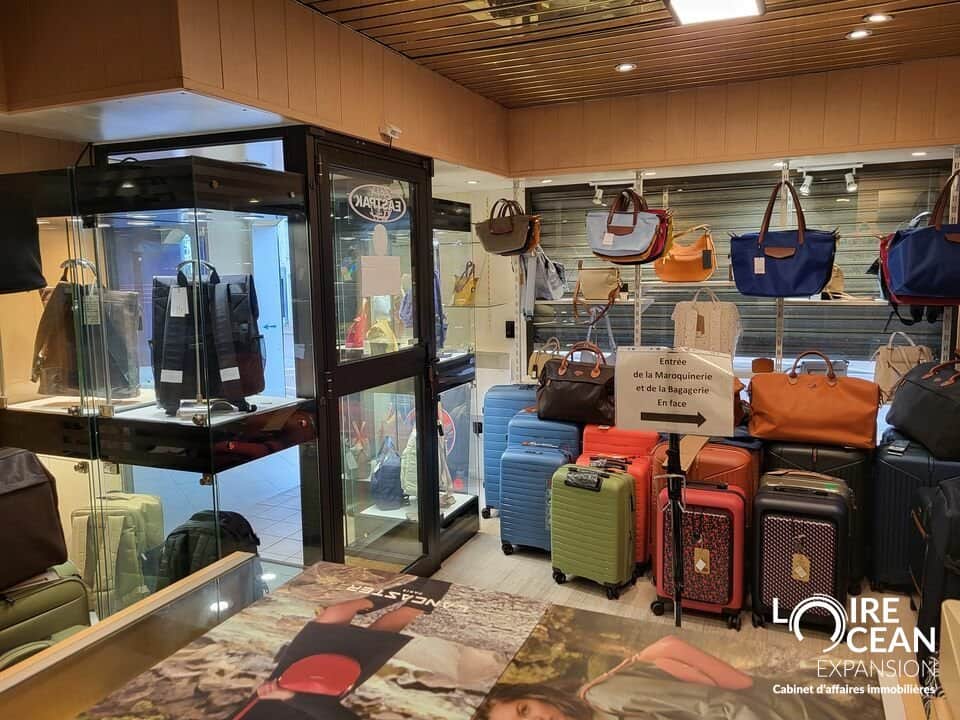 Local commercial · 29 m² · Location — photo 1