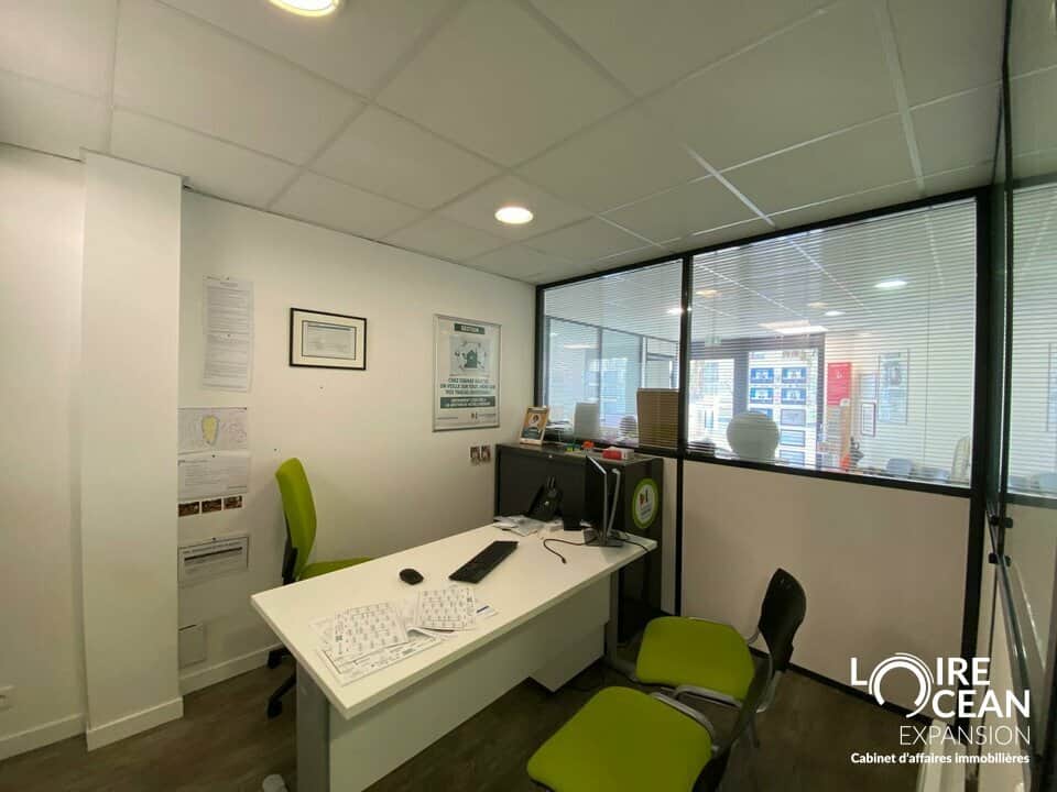 Local commercial · 101 m² · Location — photo 1