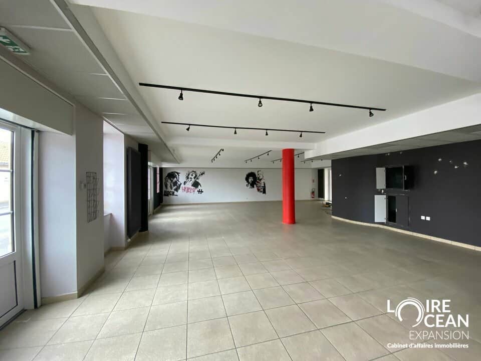 Local commercial · 250 m² · Location — photo 1
