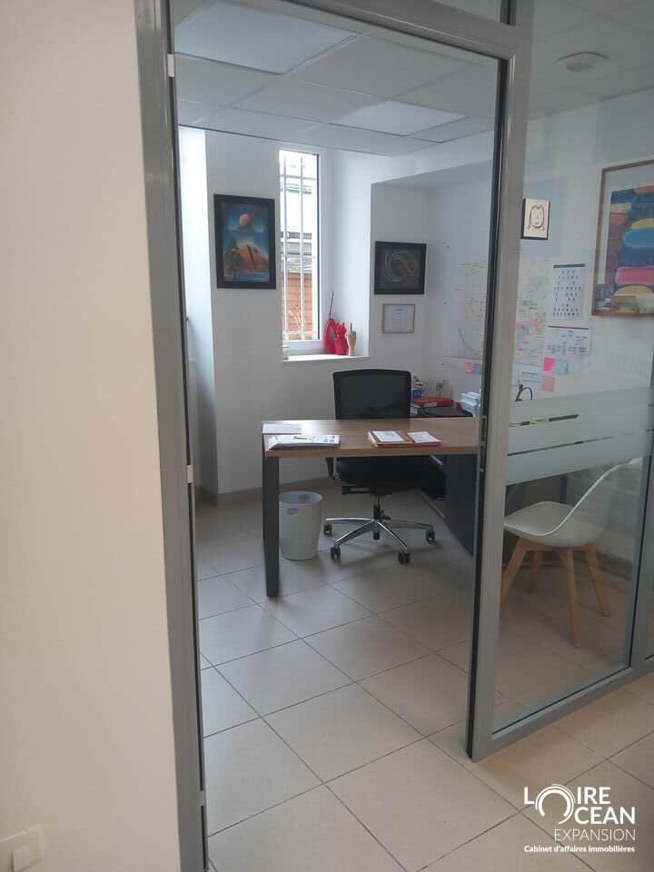 Local commercial · 110 m² · Location — photo 1