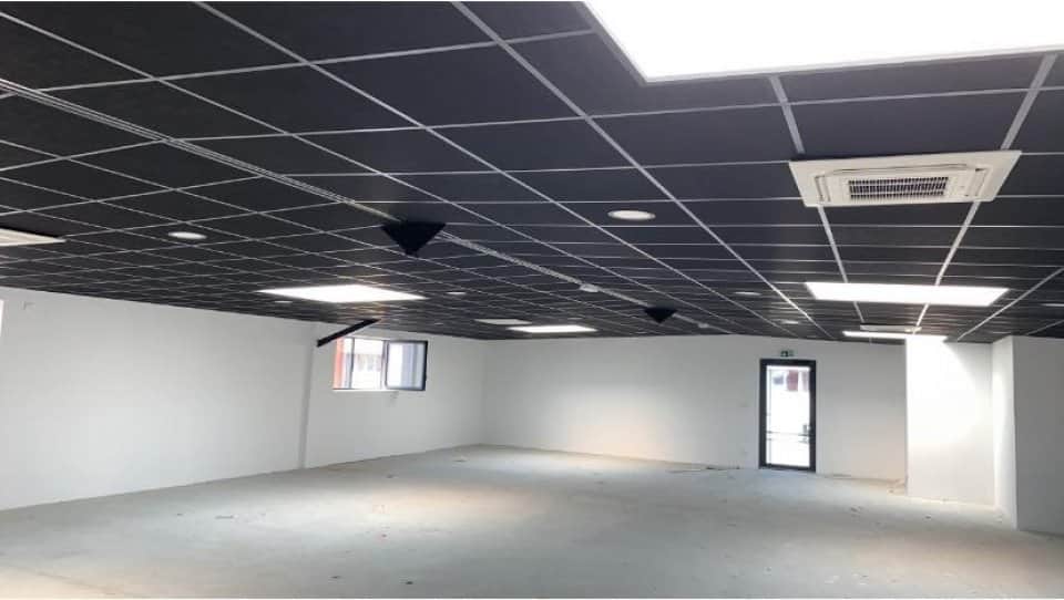 Local commercial · 275 m² · Location — photo 1
