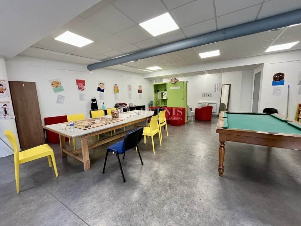 Local commercial · 123 m² · Achat des murs — photo 1
