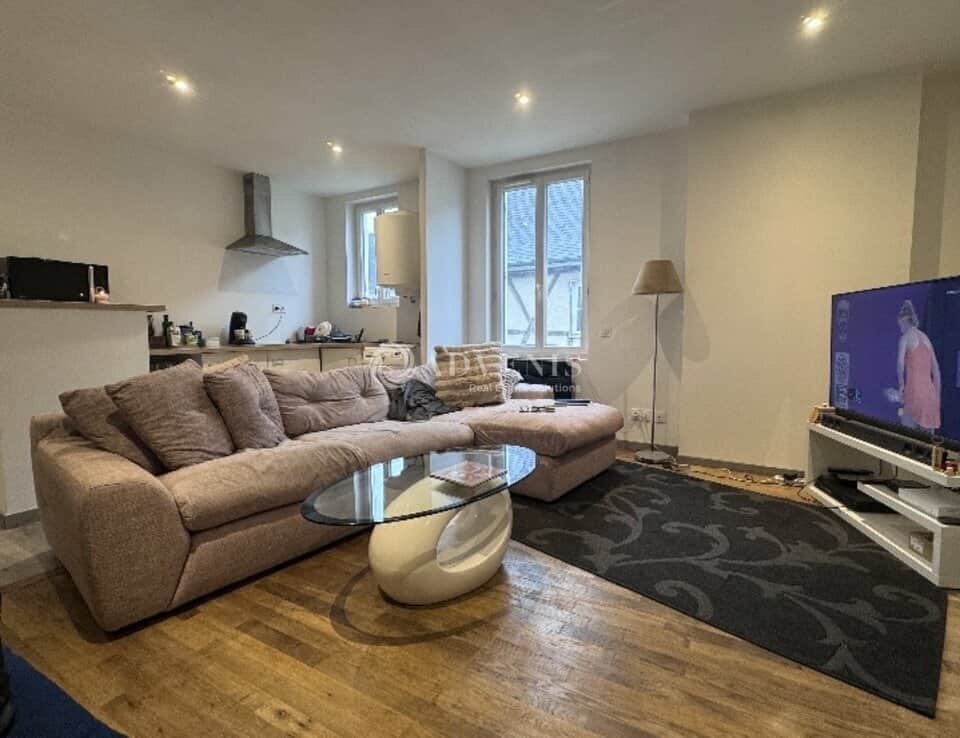 Local commercial · 138 m² · Achat des murs — photo 1