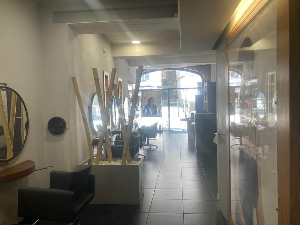 Coiffure Mixte · 105 m² · Achat des murs — photo 1
