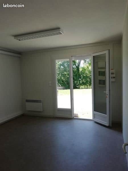 Local commercial · 190 m² · Location — photo 1