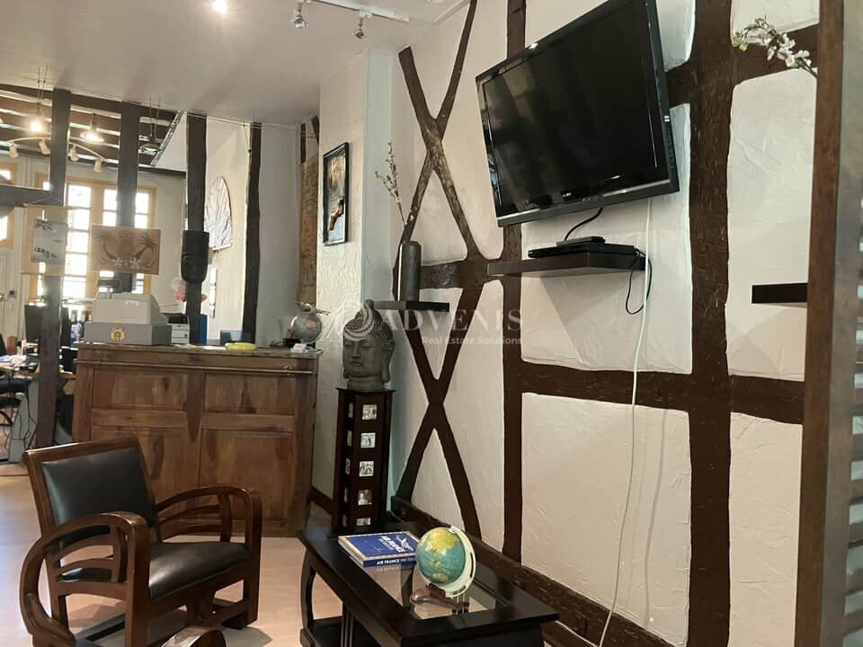 Local commercial · 47 m² · Achat des murs — photo 1
