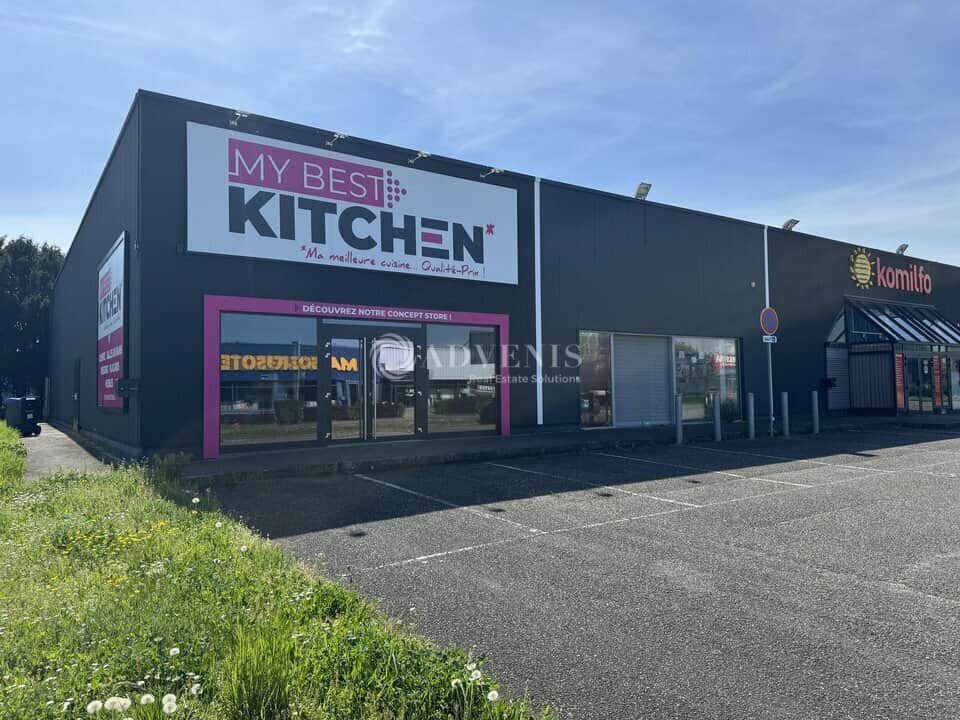 Local commercial · 439 m² · Location — photo 1