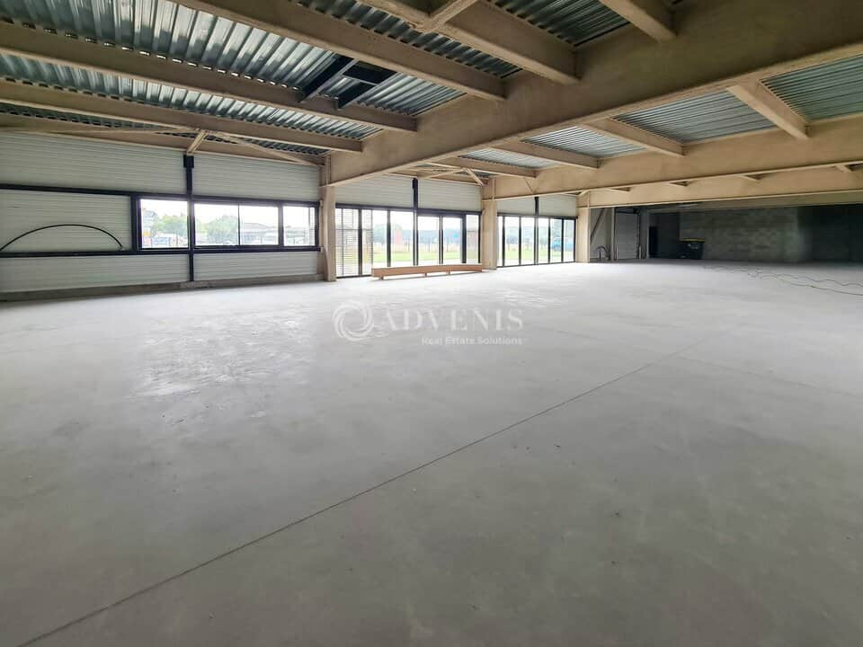 Local commercial · 516 m² · Location — photo 1