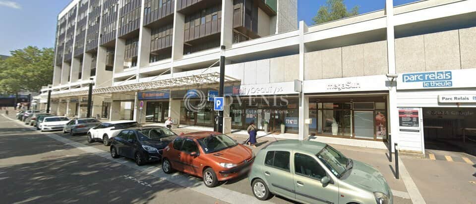 Local commercial · 149 m² · Location — photo 1