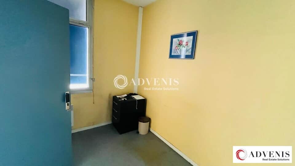 Local commercial · 160 m² · Location — photo 1