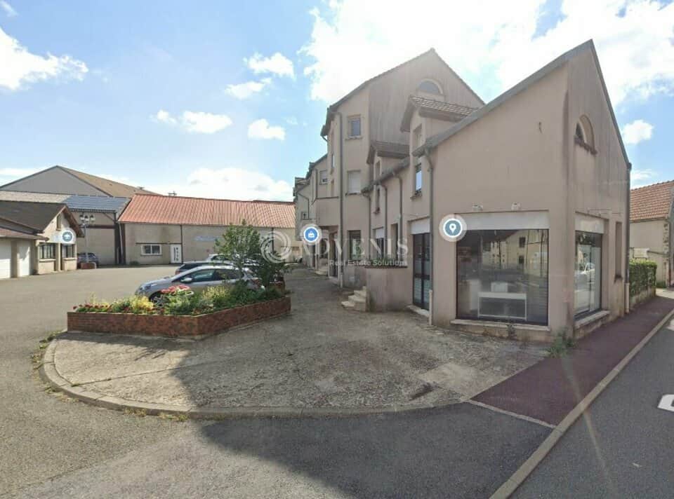 Local commercial · 52 m² · Location — photo 1