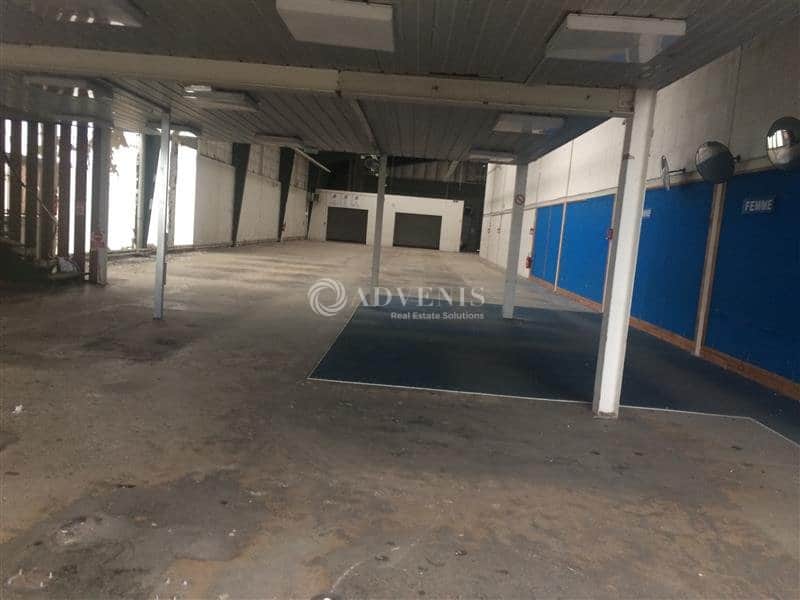 Local commercial · 840 m² · Location — photo 1
