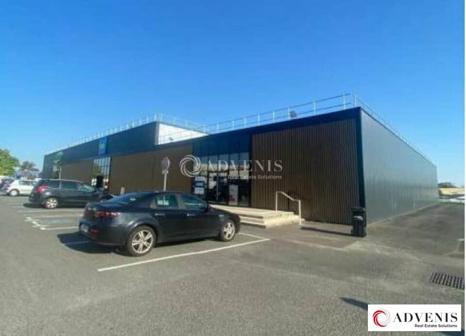 Local commercial · 572 m² · Location — photo 1