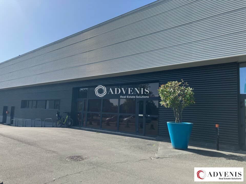 Local commercial · 205 m² · Location — photo 1