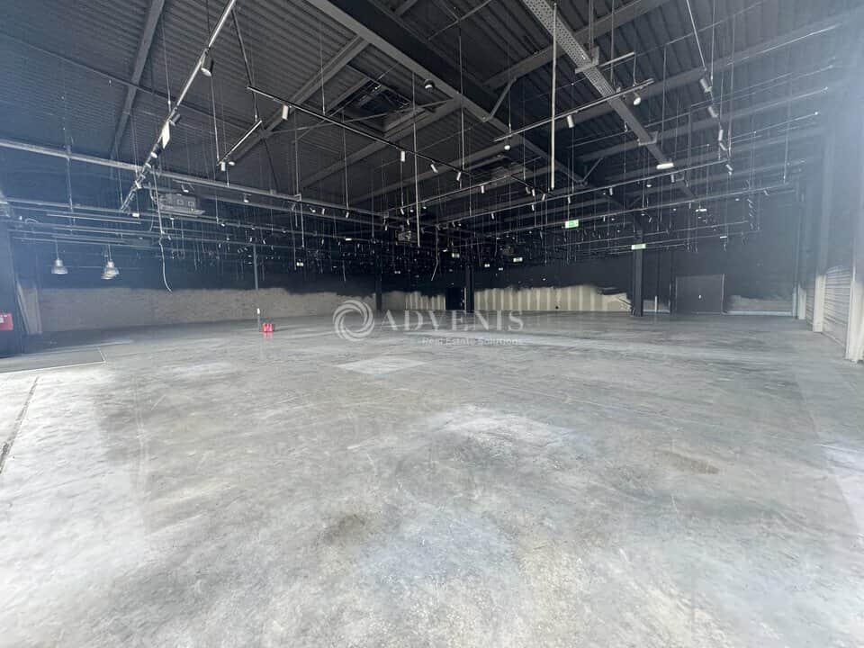 Local commercial · 1050 m² · Location — photo 1