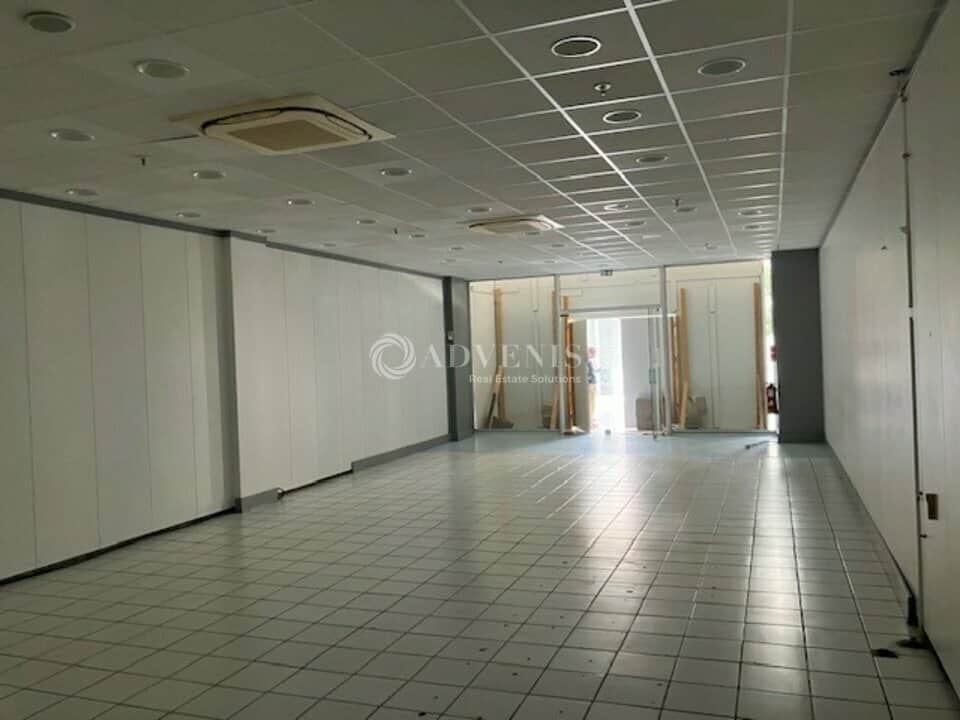 Local commercial · 125 m² · Location — photo 1