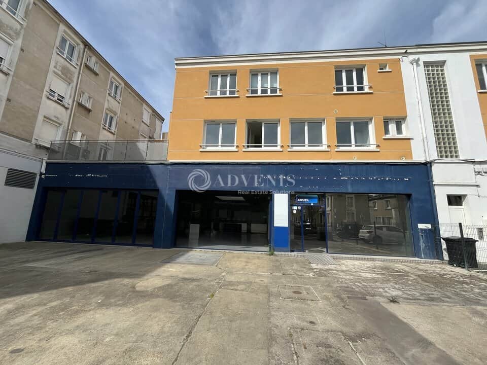 Local commercial · 220 m² · Location — photo 1