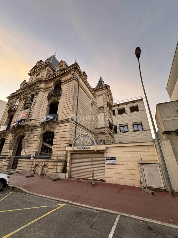 Local commercial · 200 m² · Location — photo 1