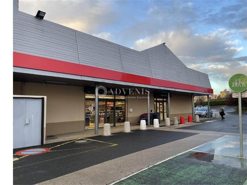 Local commercial · 1267 m² · Location — photo 1