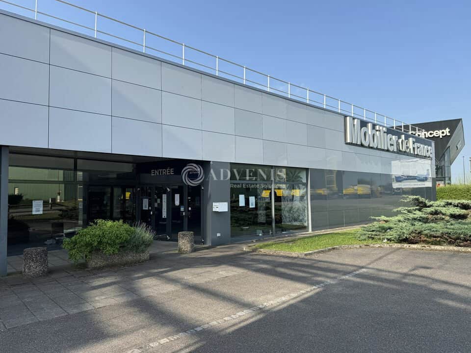 Local commercial · 800 m² · Location — photo 1