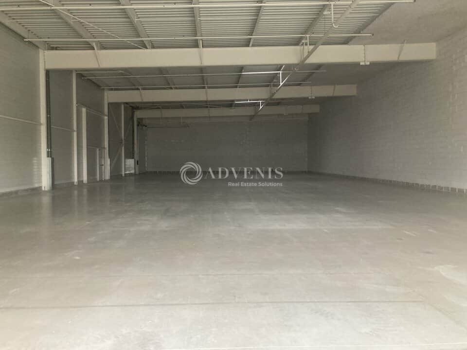 Local commercial · 812 m² · Location — photo 1