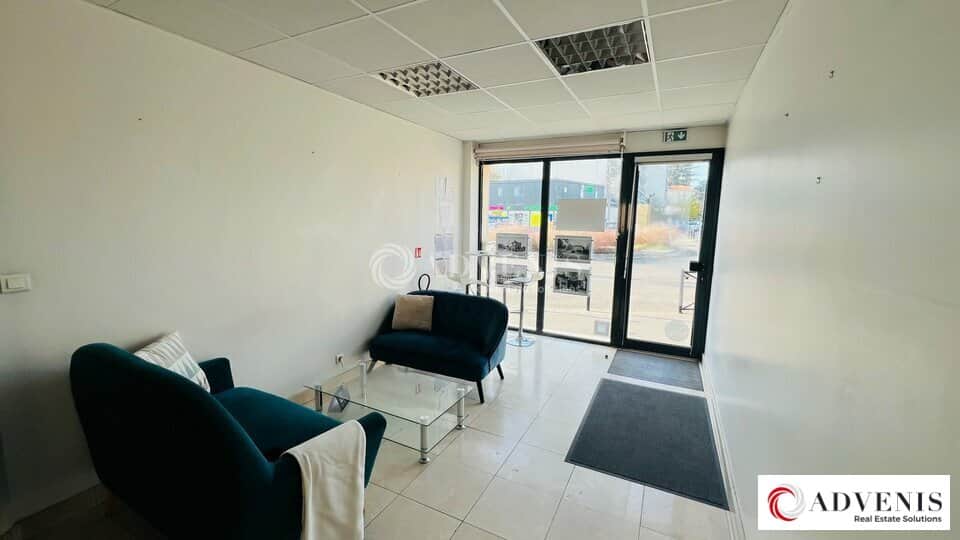 Local commercial · 168 m² · Location — photo 1