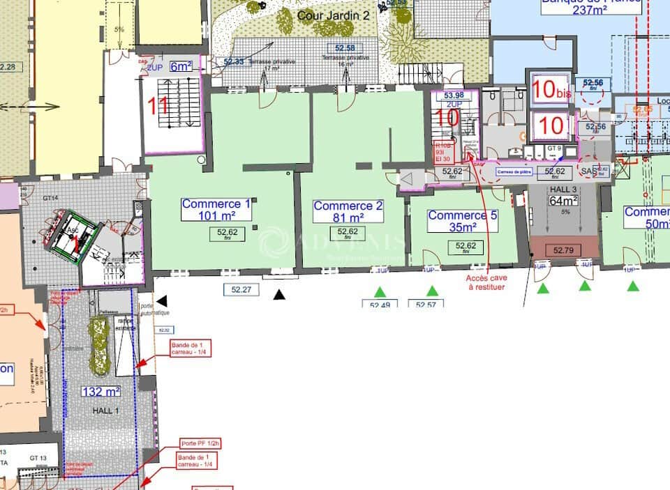 Local commercial · 69 m² · Location — photo 1