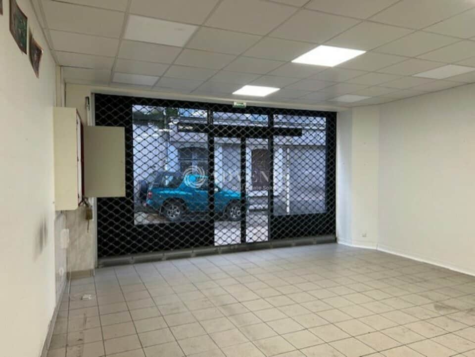 Local commercial · 200 m² · Achat des murs — photo 1