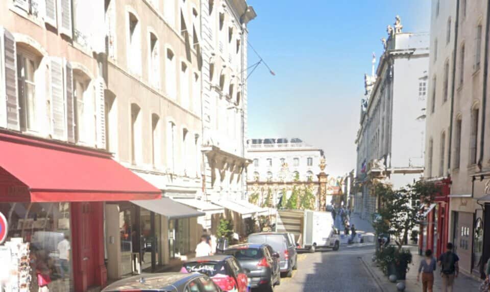 Local commercial · 38 m² · Location — photo 1