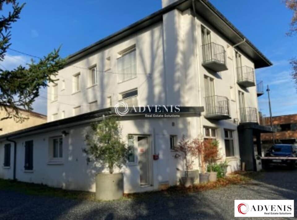 Local commercial · 631 m² · Achat des murs — photo 1