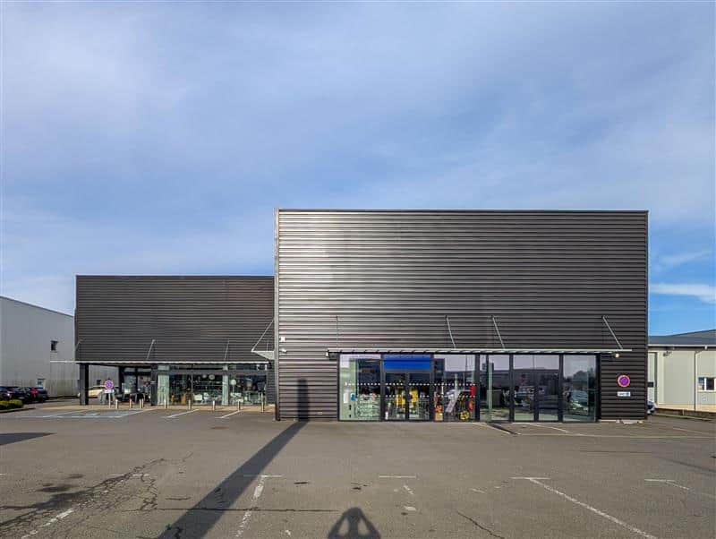 Local commercial · 337 m² · Location — photo 1