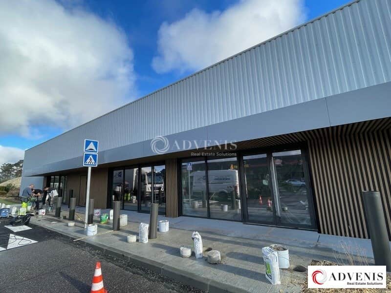 Local commercial · 290 m² · Location — photo 1