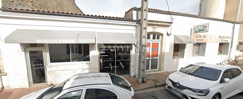 Local commercial · 585 m² · Achat des murs — photo 1
