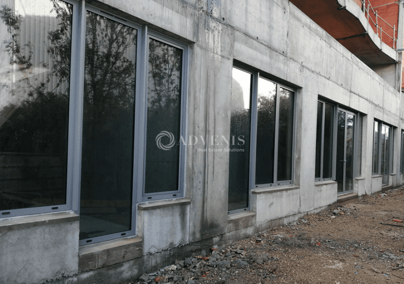 Local commercial · 290 m² · Location — photo 1