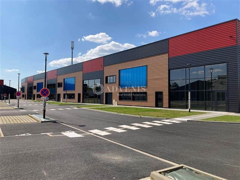 Local commercial · 1200 m² · Location — photo 1