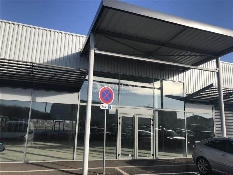 Local commercial · 550 m² · Location — photo 1