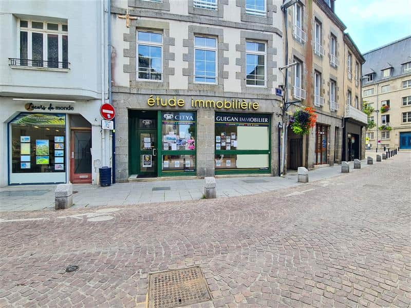 Local commercial · 90 m² · Location — photo 1