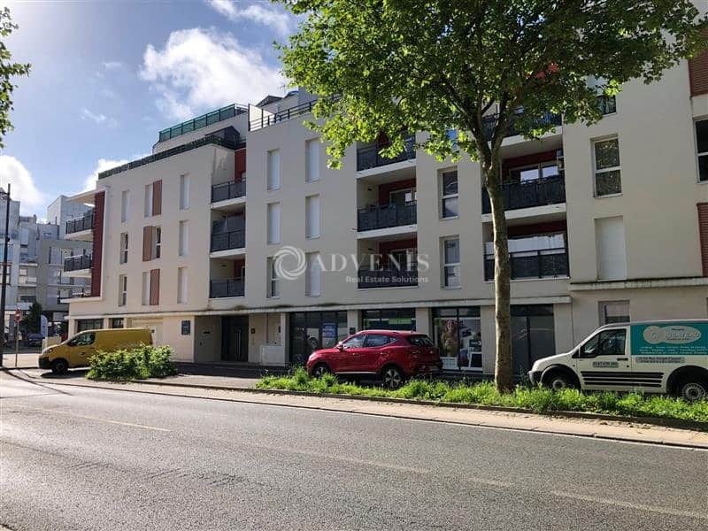 Local commercial · 173 m² · Achat des murs — photo 1