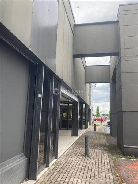 Local commercial · 2393 m² · Location — photo 1