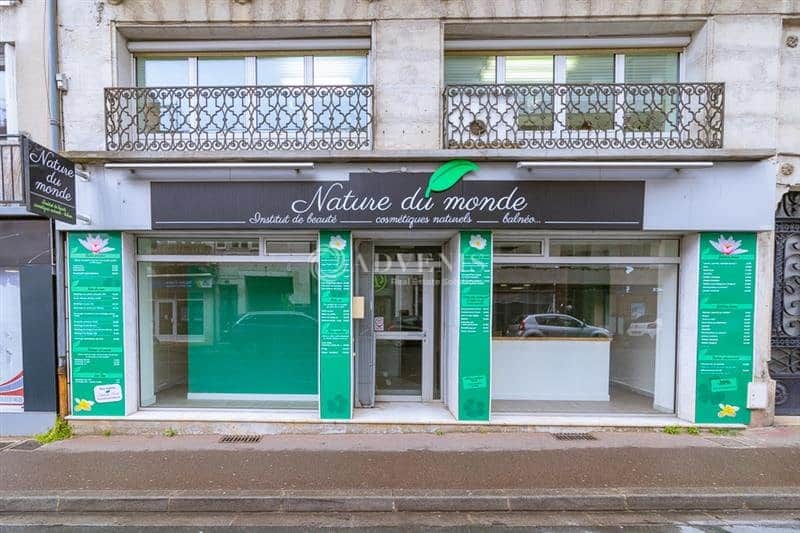 Local commercial · 200 m² · Achat des murs — photo 1