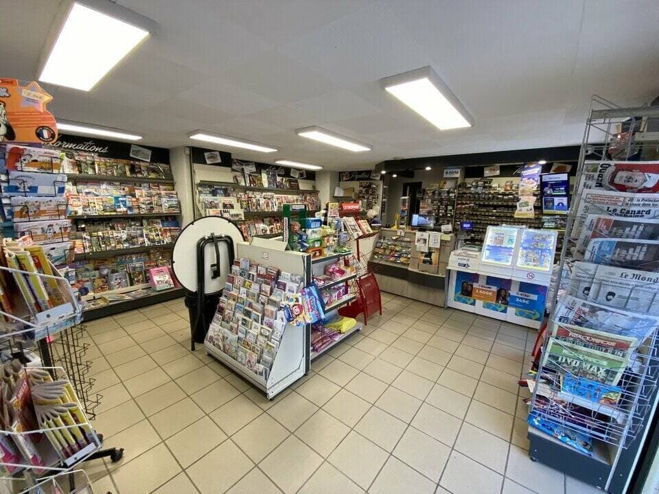 Local commercial · 55 m² · Achat des murs — photo 3