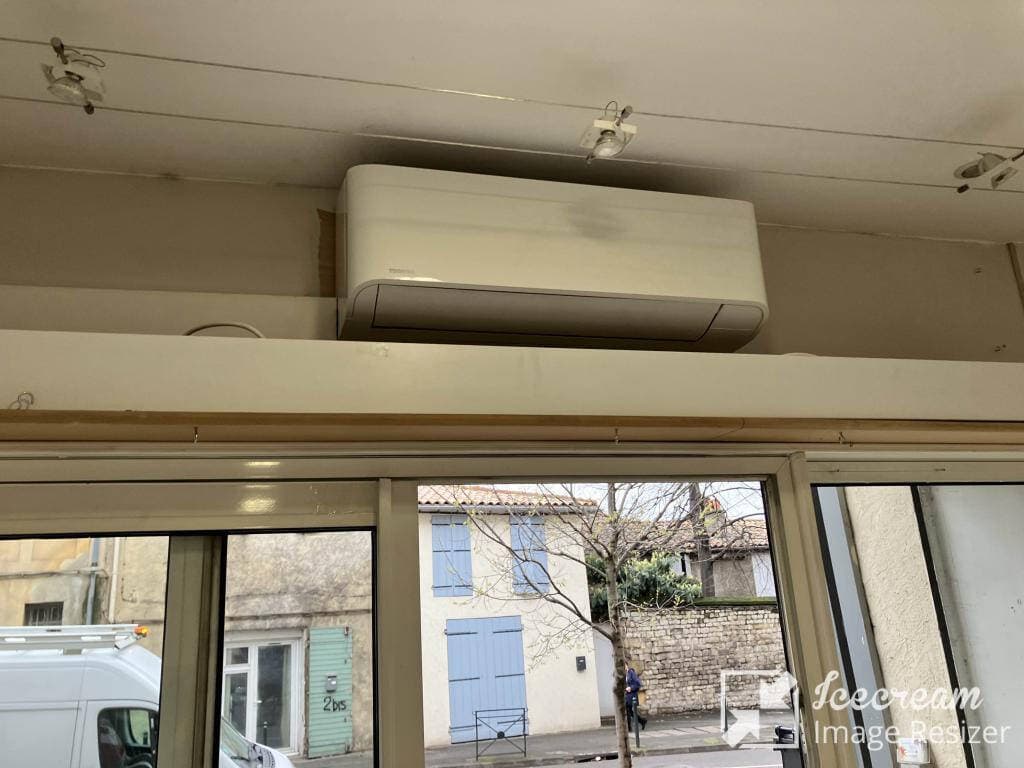 Cession de droit au bail · 35 m² · Cession de bail — photo 3