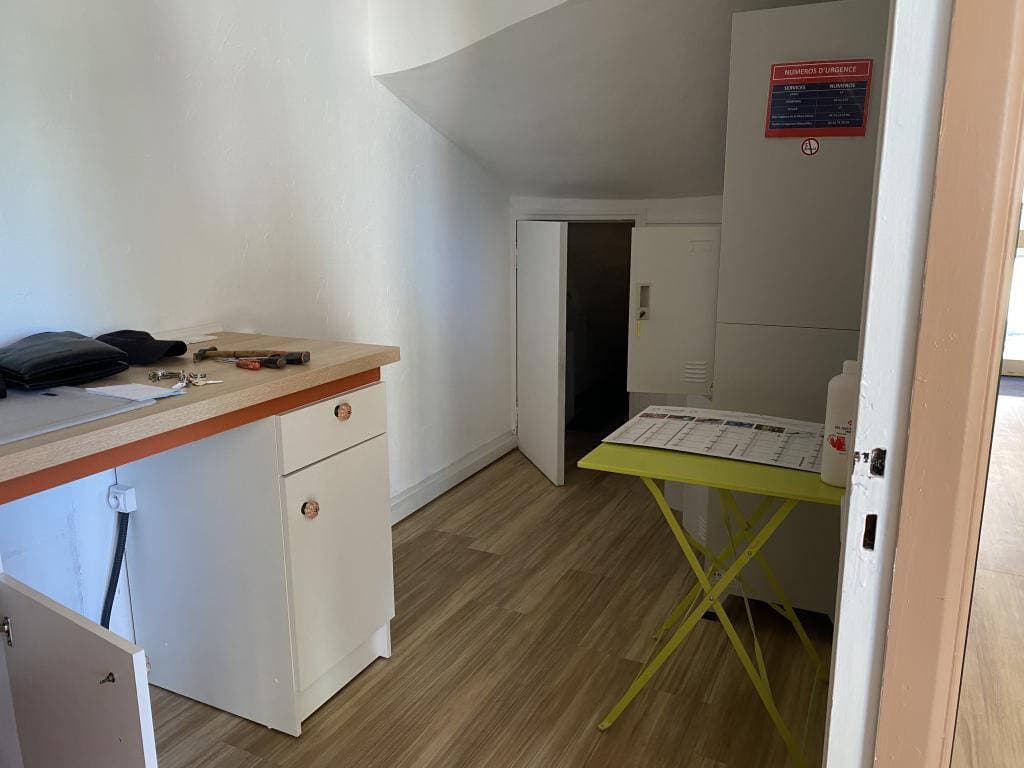 Cession de droit au bail · 120 m² · Cession de bail — photo 3
