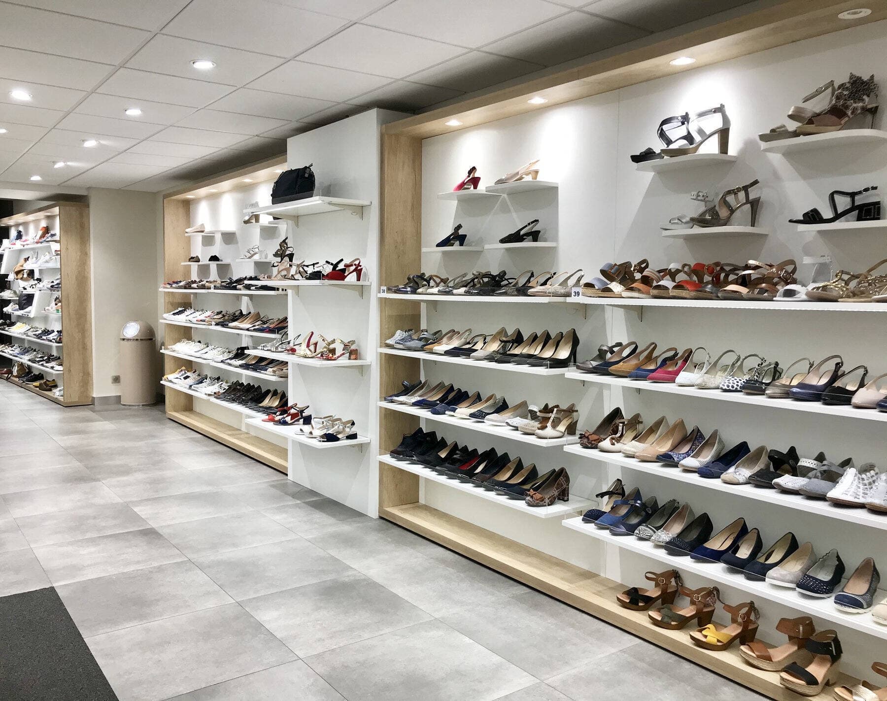 Local commercial · 260 m² · Fonds de commerce — photo 2