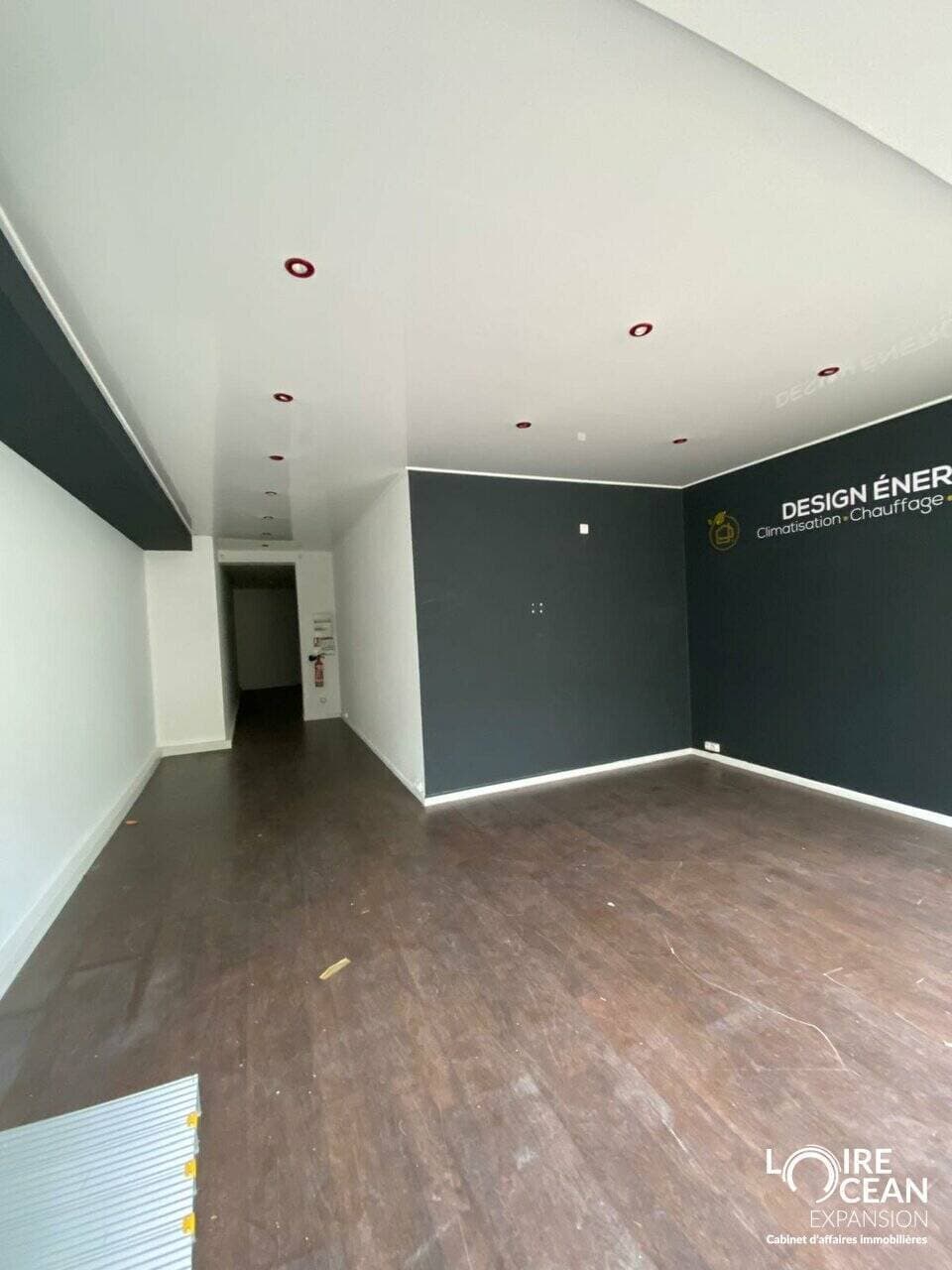 Local commercial · 70 m² · Location — photo 2