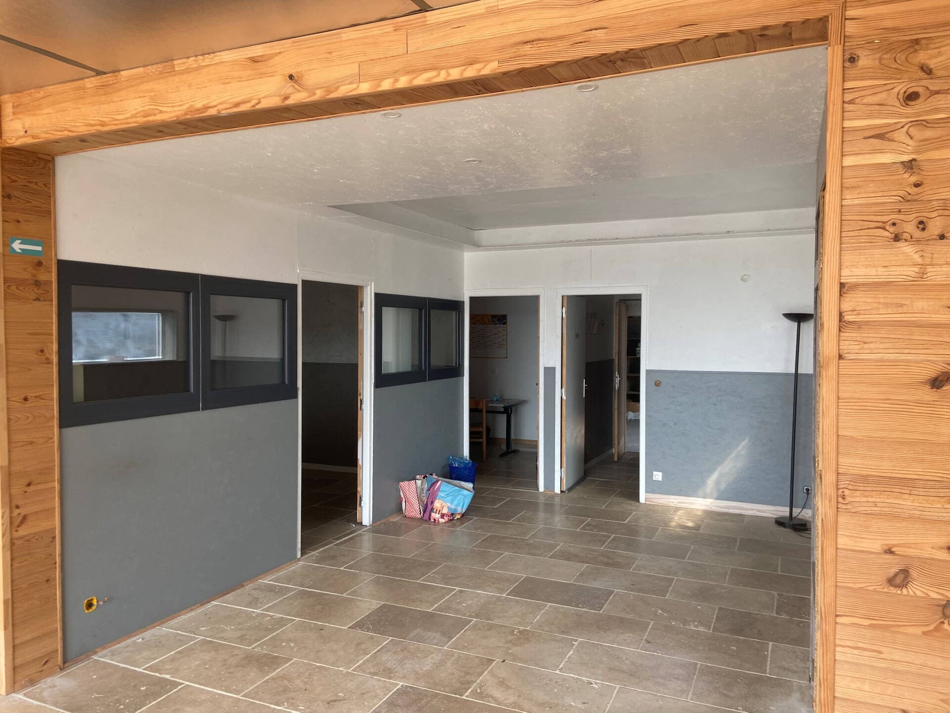Local commercial · 265 m² · Location — photo 2