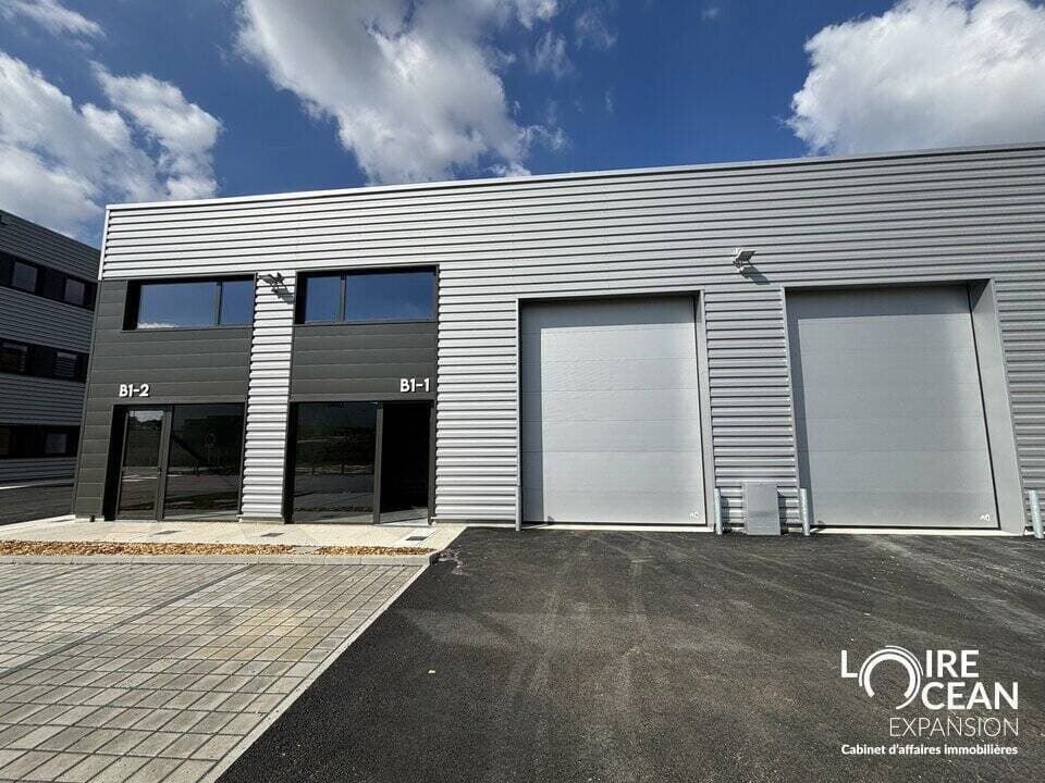 Local commercial · 80 m² · Achat des murs — photo 2