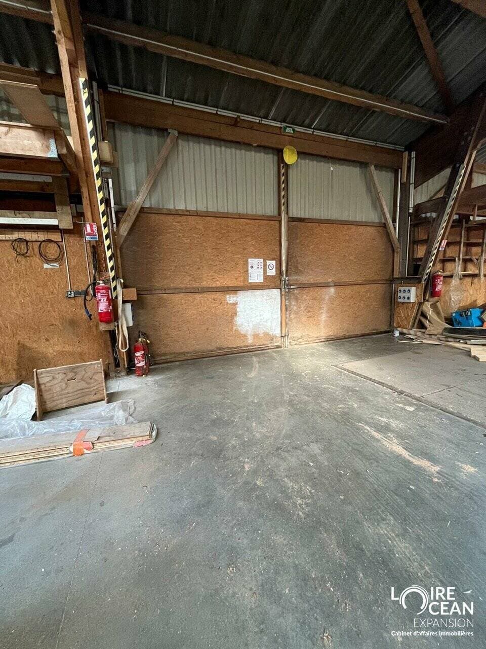 Local commercial · 65 m² · Achat des murs — photo 3