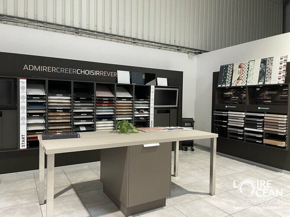 Auberge · 600 m² · Location — photo 3
