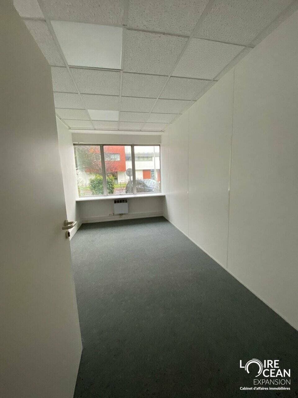 Local commercial · 133 m² · Location — photo 2